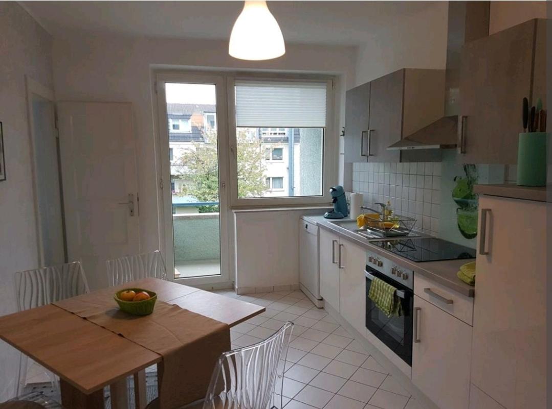 Nette,Kleine Wohnung In Gute Lage Essen Exteriér fotografie