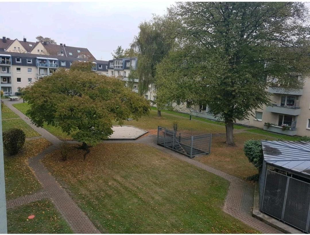 Nette,Kleine Wohnung In Gute Lage Essen Exteriér fotografie